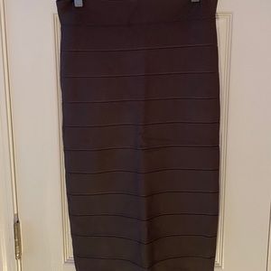BCBG grey fitted skirt